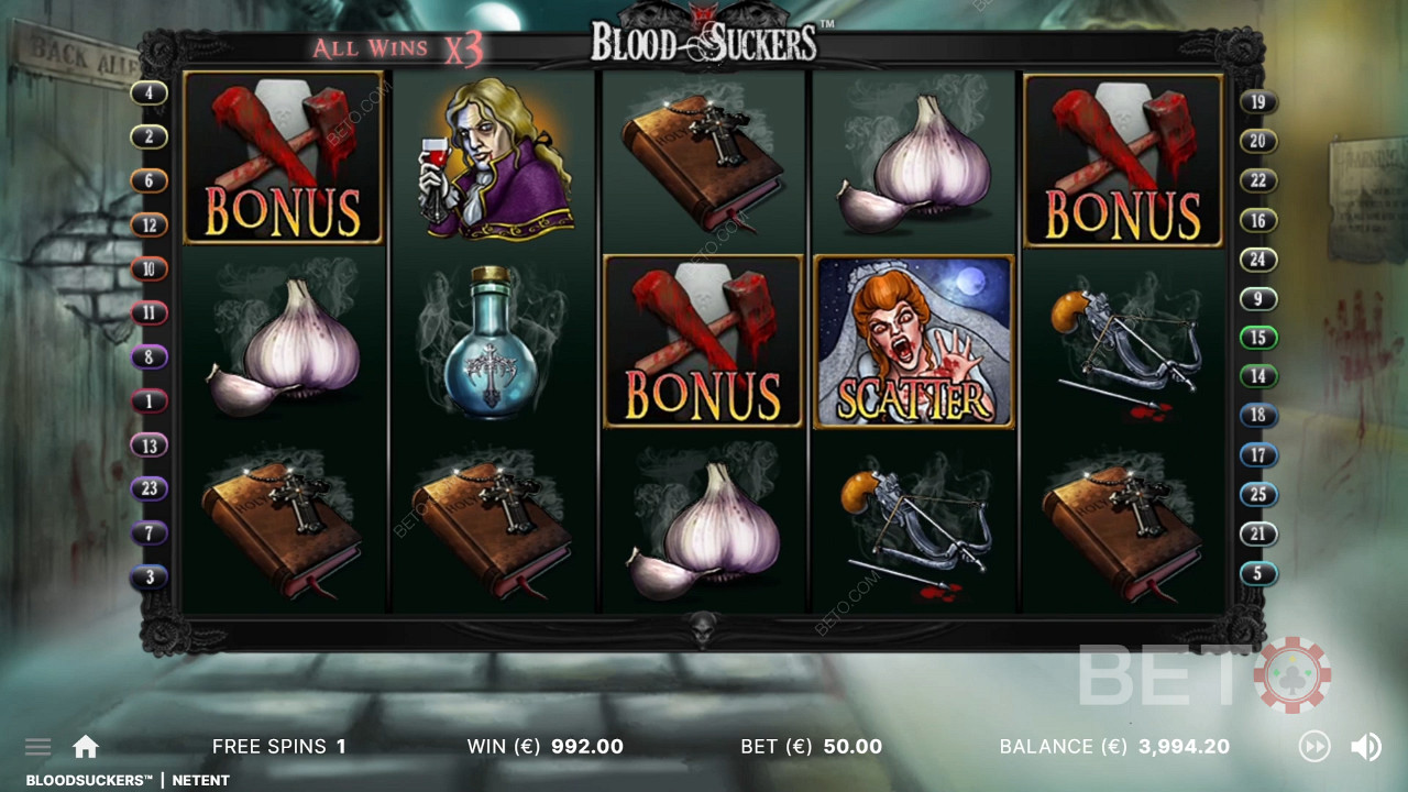 3 símbolos de bónus nas posições certas activam o jogo de bónus na slot Blood Suckers