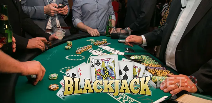Melhorar as capacidades de blackjack. Tornar-se um mestre jogador de blackjack.